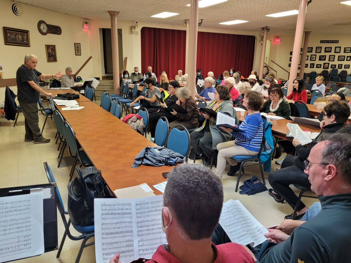 TorontoCChoir's tweet photo. We were working hard last week!
Rehearsal is on tonight at St. George's 115 Bond St.
The main doors will be open from 6:30 to 7:00 pm for entry.  
Please give your name at the welcome table for attendance. 
If you are late, please call Terry (phone number in the latest email) https://t.co/X24YUHQHyU