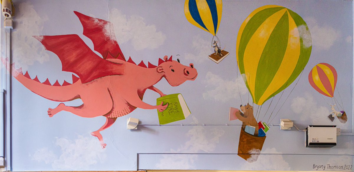 Over the last few months I’ve had the pleasure of creating a mural for Little Chalfont Community Library. Loved every minute of it (once I’d got used to being up so high!)

PM me if you’re interested in commissioning a mural! #muralsart #libraries #childrenillustration
