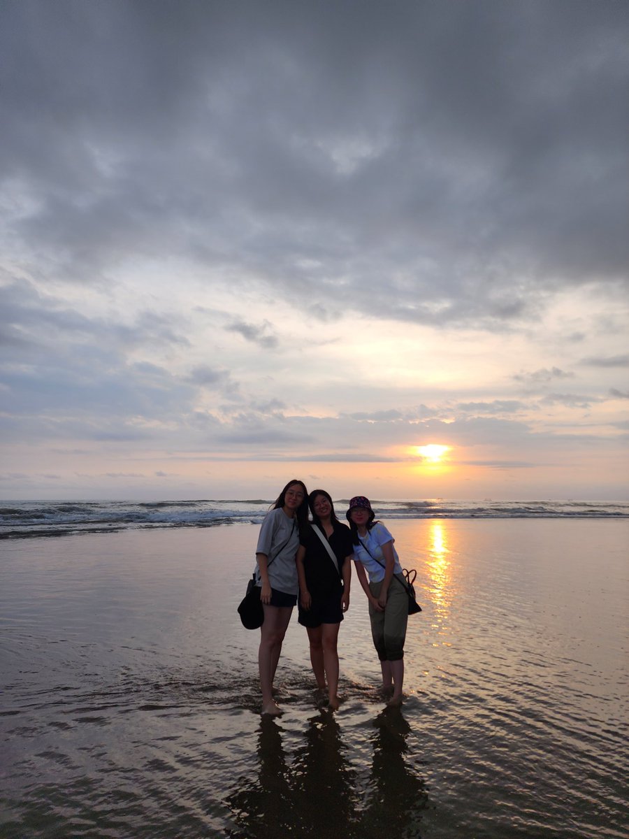 mmaaddee_'s tweet photo. pindah ke bali apa ya
@ancilliaa
@yovankazelin

cb jelaskan ya ancilia anda ngapain di foto terakhir. https://t.co/YJyfjH0vV4