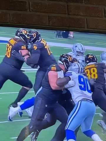 JP Finlay on Twitter: "I think folks are mad about the wrong picture