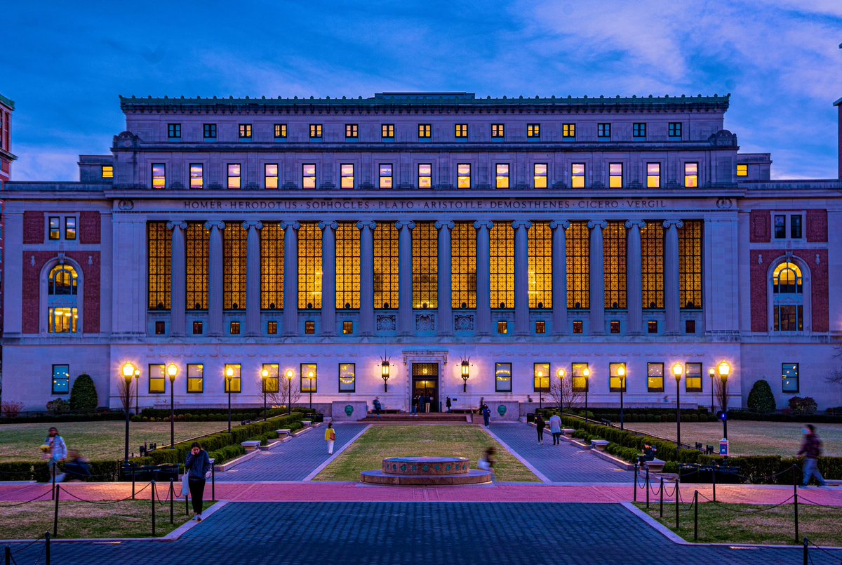 maurifons's tweet image. #WorldArchitectureDay #worldarchitectureday2022 #NewYorkCityBeautiful