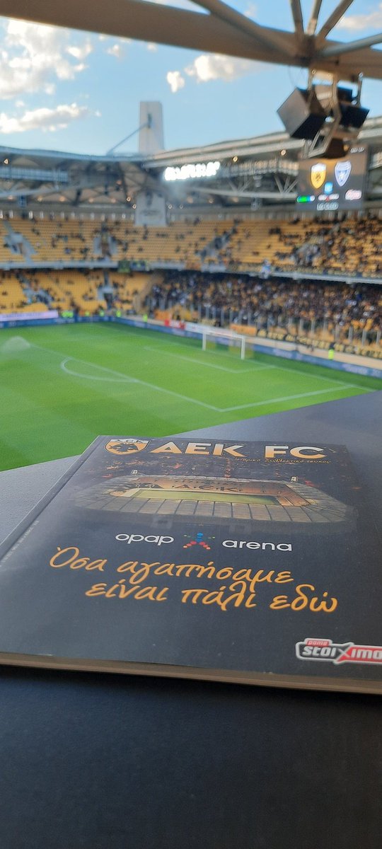 dimitrisvergos's tweet photo. 💛💣🖤 Πάλι εδώ και πλέον για πάντα! #aek #aekfc #opap_arena #opening_match https://t.co/U44Yug4yba