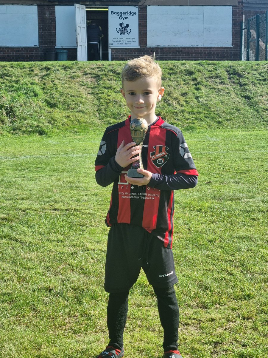 mattdaywba88's tweet photo. 2 games 7 goals and 2 man of the match awards! I hear @wba are short up top sign him up! Not bad from the spot either!! ❤️🖤 https://t.co/LoPc031cV1