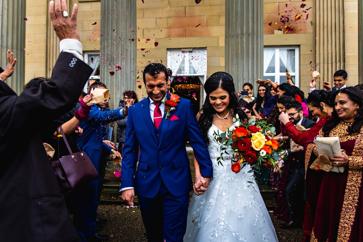 BLOG// 5 styling ideas for the perfect autumn wedding

Whilst summer is still the most popular time of year to get married, more and more couples are opting for an autumn wedding date.  Read our blog for our top 5 tips for a stunningly beautiful autumn wedding!

Link ☝