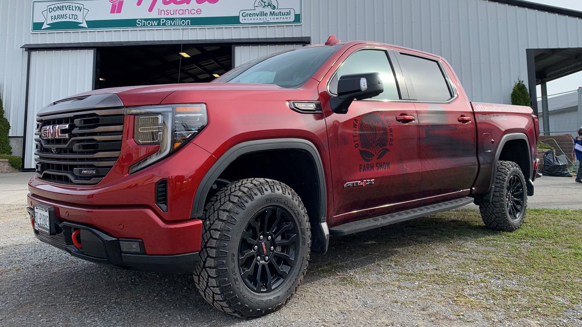 Ottawa Valley Farm Show tweet media