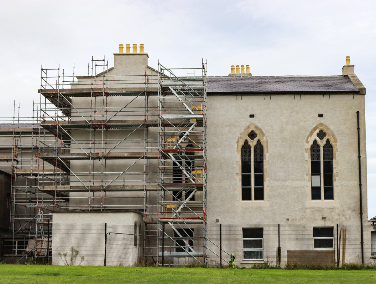 GrangegormanDev's tweet photo. The Clock Tower Stabilisation Works are almost complete! The careful restoration of the three paired lancet quatrefoil windows is revealed as the scaffolding is removed. #RevealingGrangegorman
#TolmacConstruction @FKParchitecture https://t.co/MuCch7wvaQ