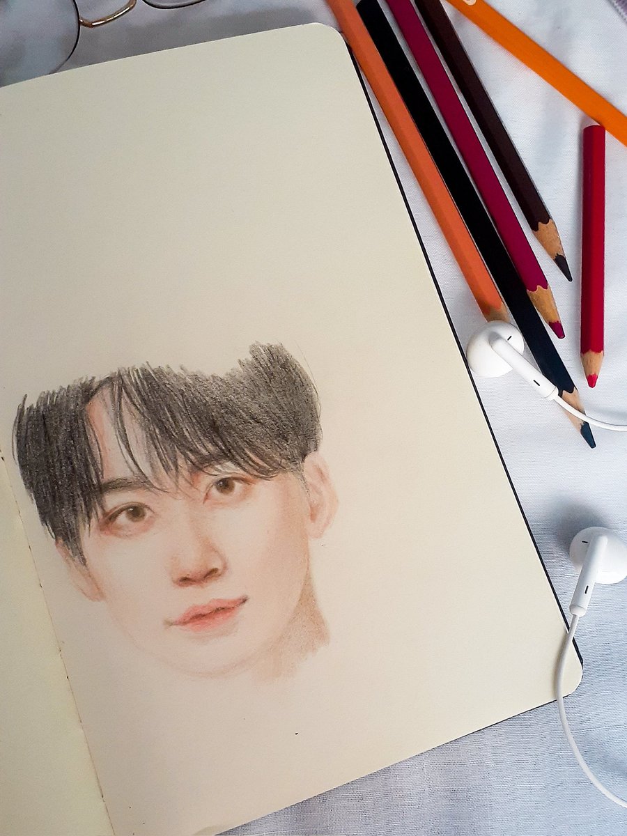 haopuyo's tweet image. made a sketch for #jeonghan’s day 💗