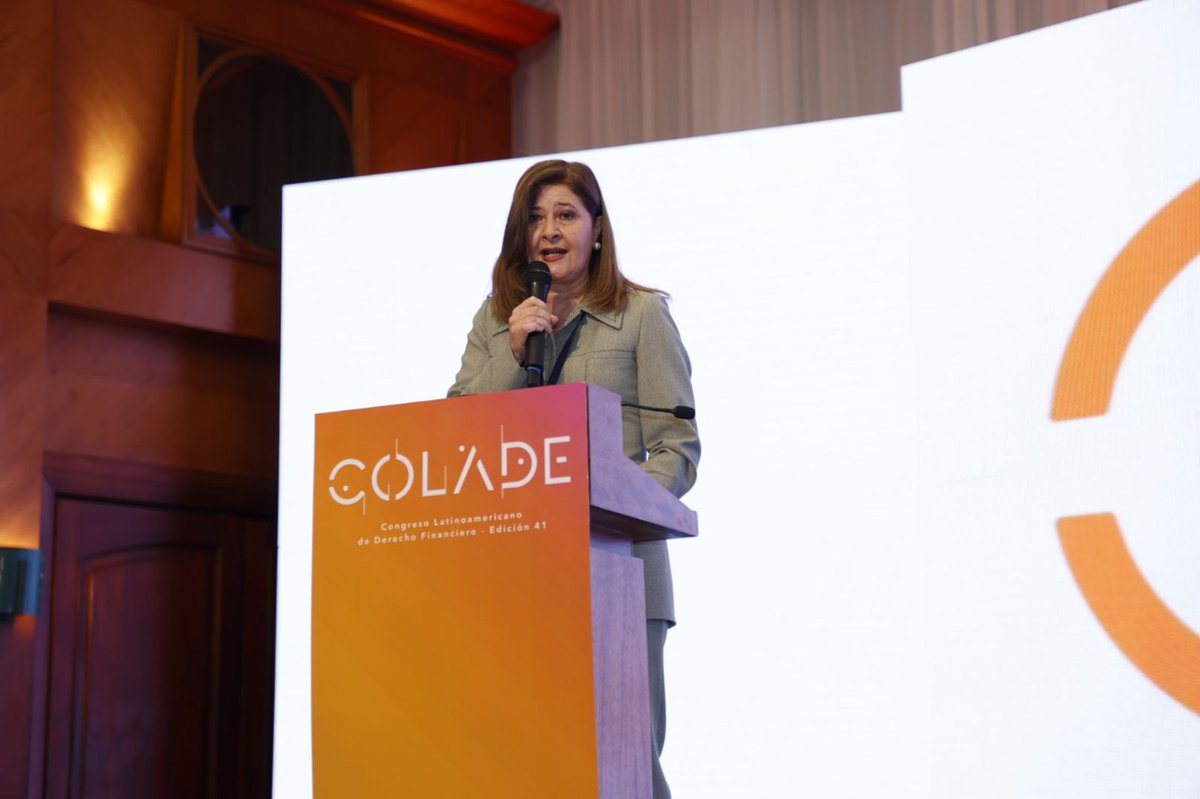 asobancos's tweet photo. Claudia Díaz Directora Jurídica @FELABAN comenta que en el #COLADE edición 41 recorreremos los aspectos de más actualidad y relevancia para la banca de la región para continuar preparándonos y profundizando nuestros conocimientos en el campo del derecho bancario y financiero https://t.co/bKuhry3TTT