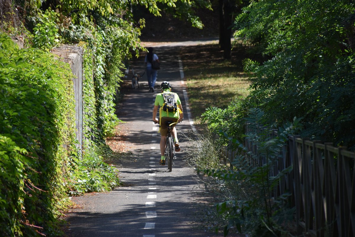 H24Montesacro's tweet photo. Da via Salaria a via Nomentana in bici, partiti i lavori della ciclovia delle Valli - https://t.co/thCr8eIM6V https://t.co/esrgZBGZ8D