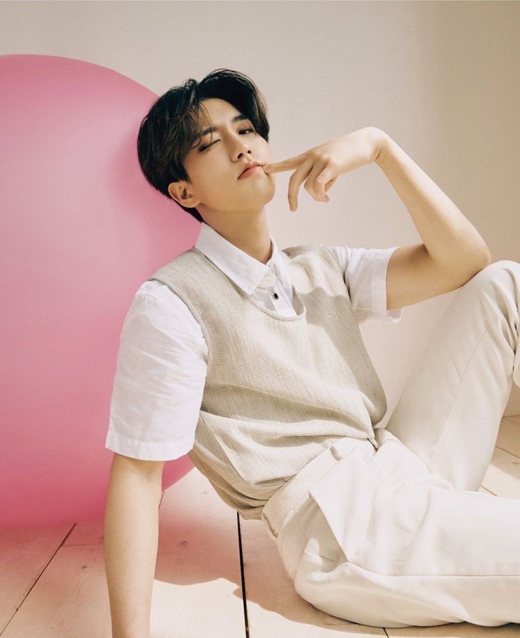 happy boyfriend’s day to my pretty boyfriend (and fiancé). i love you, darling.