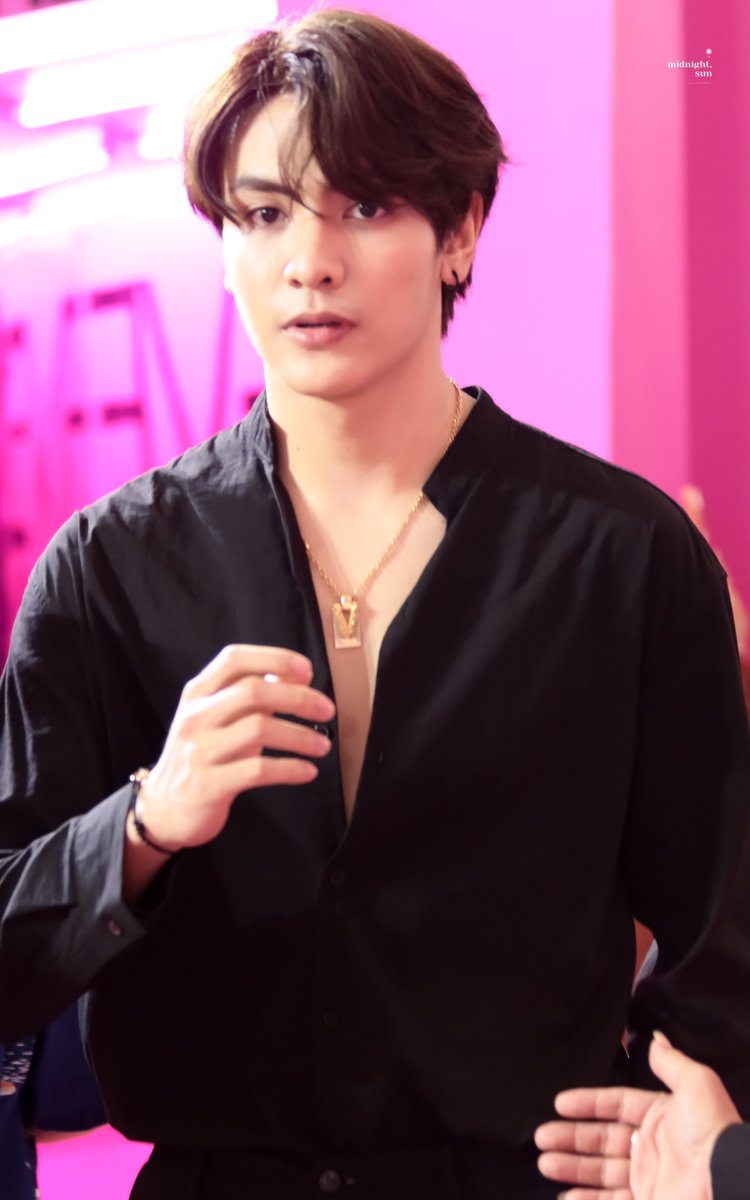 midnightsunq's tweet photo. 🫠___ สิ้นน 

#จุงอาเชน @ChenRcj 
#Eveandboyxจุงดัง https://t.co/EF62vVIDFz