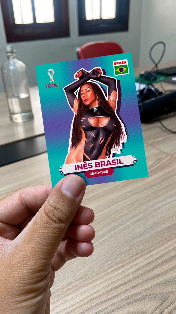 ti_agolva's tweet photo. Figurinha mais esperada do álbum!! #inesbrasil #figurinhasdacopa #Memes https://t.co/VgpFuaBQWd
