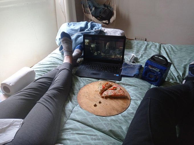 El almuerzo m&aacute;s lindo del mes, con ella claramente todo es lindo 🥰 https://t.co/26jjrmA5Sl<a href="/tag/brothers"class="tags"><span>#brothers</span></a>