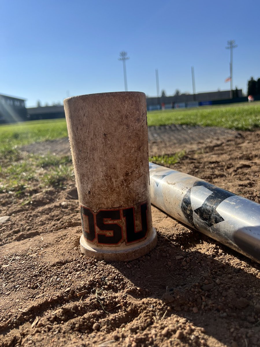 Thanks for having us @BendBaseball! Great seeing #BeaverNation in Bend. #GoBeavs