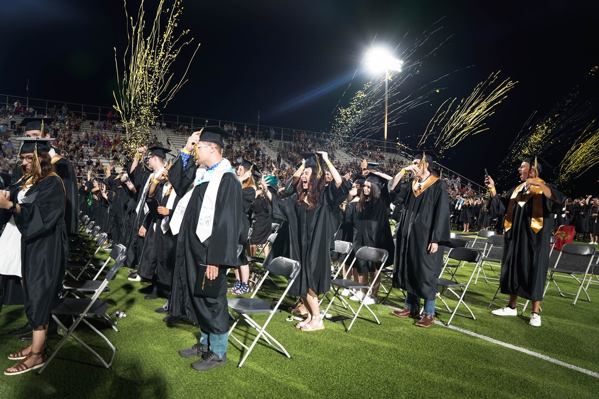 BASchools's tweet photo. HOMECOMING is finally here! Throughout the week, we are celebrating the memories this district has given to generations of BA students. Let's take a trip down memory lane with the first graduating class of 1908 vs the Class of 2022. #ThisIsHomeBA #oklaed #brokenarrow https://t.co/MiC88NhS7K