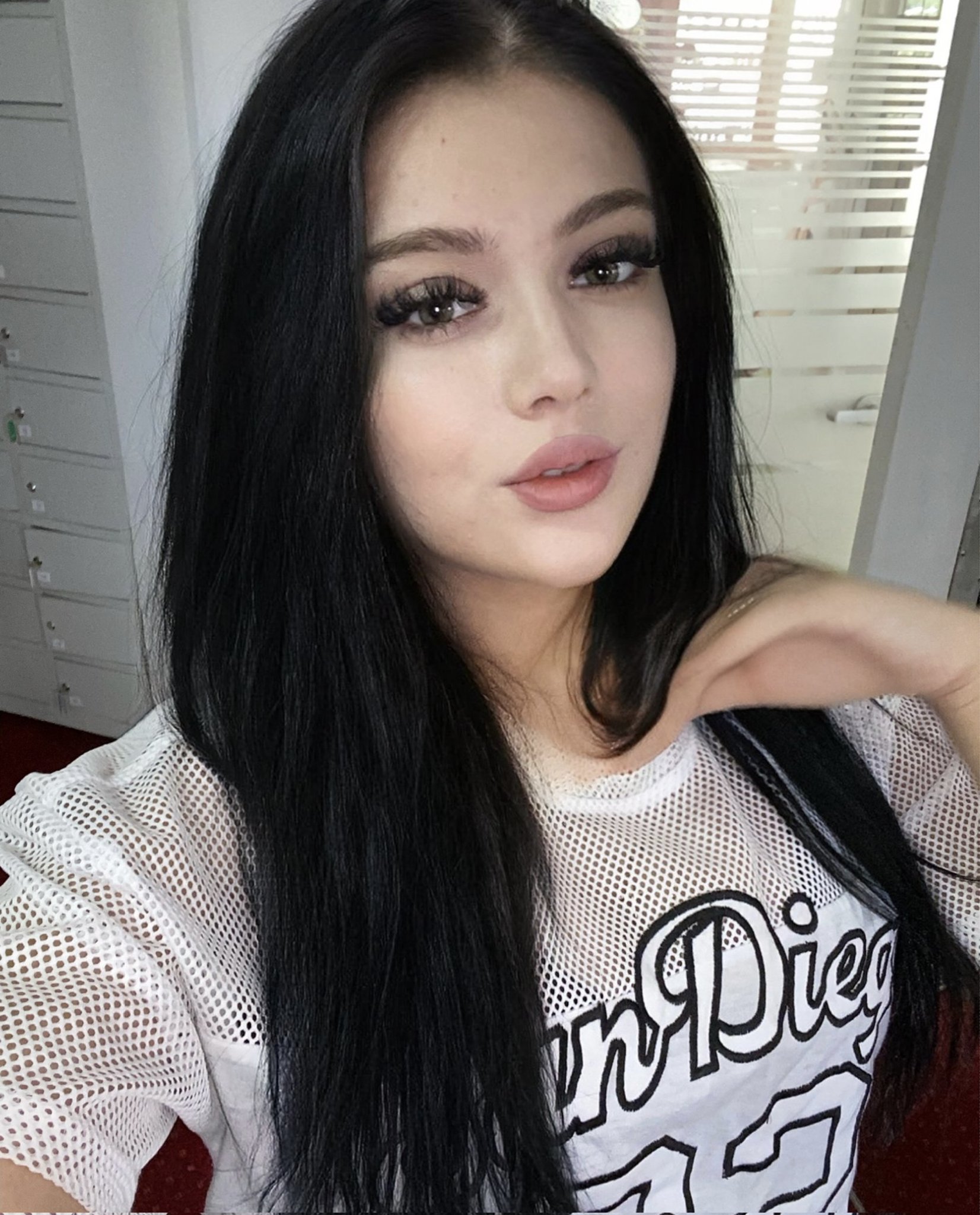 Carla Dazes on Twitter: @blinkx66 🍑 ️ t.coJ9Gy3dP66s  Twitter