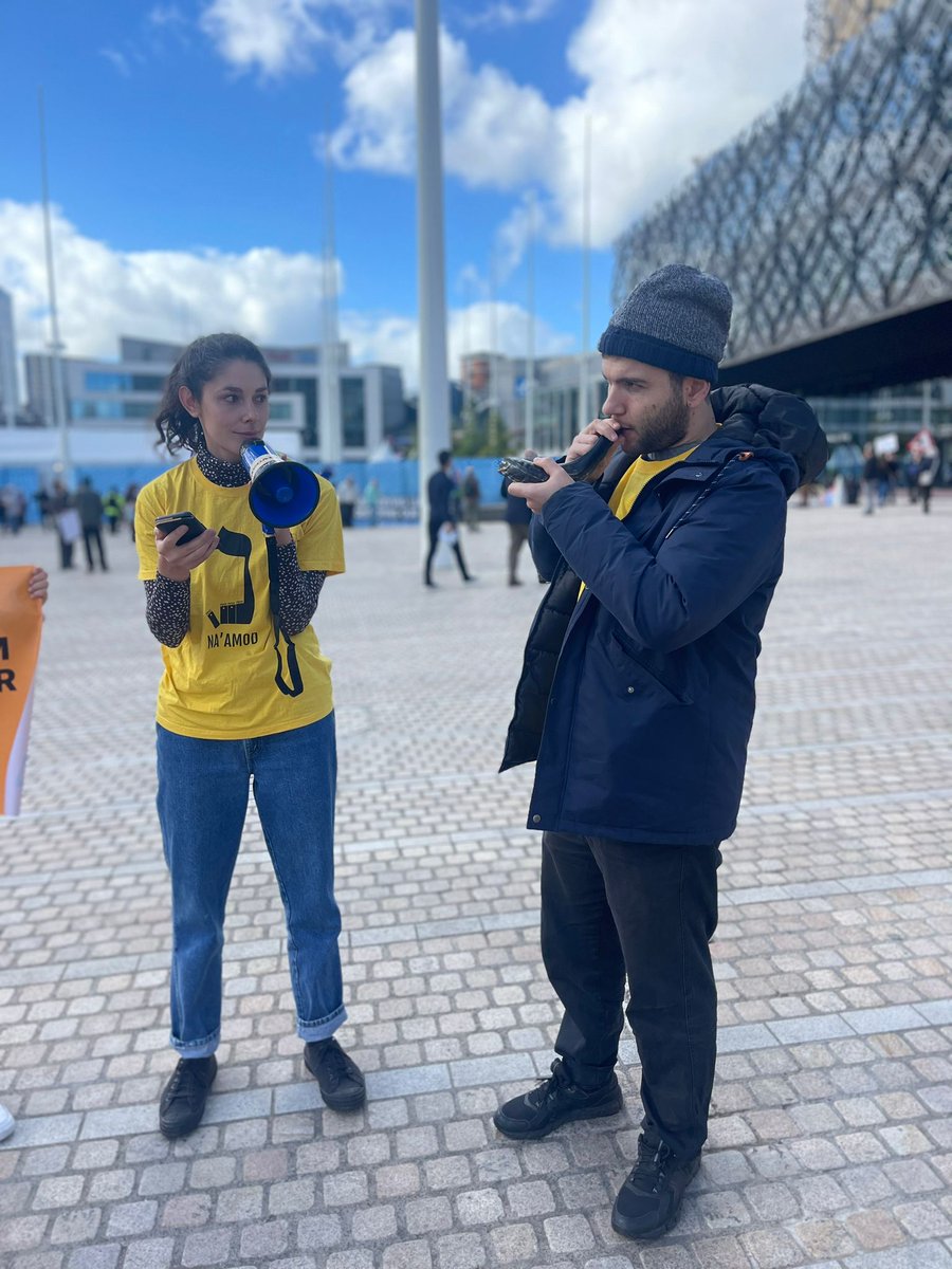 NaamodUK's tweet photo. ICYMI: Yesterday, Na'amodniks protested against the #BoycottBill at the #CPC22. 🐏
Why did we blow a shofar publicly? 
To call out @trussliz and the Government's anti-Palestinian racism and demand this dangerous bill is dropped. https://t.co/SHYDcUkfvE