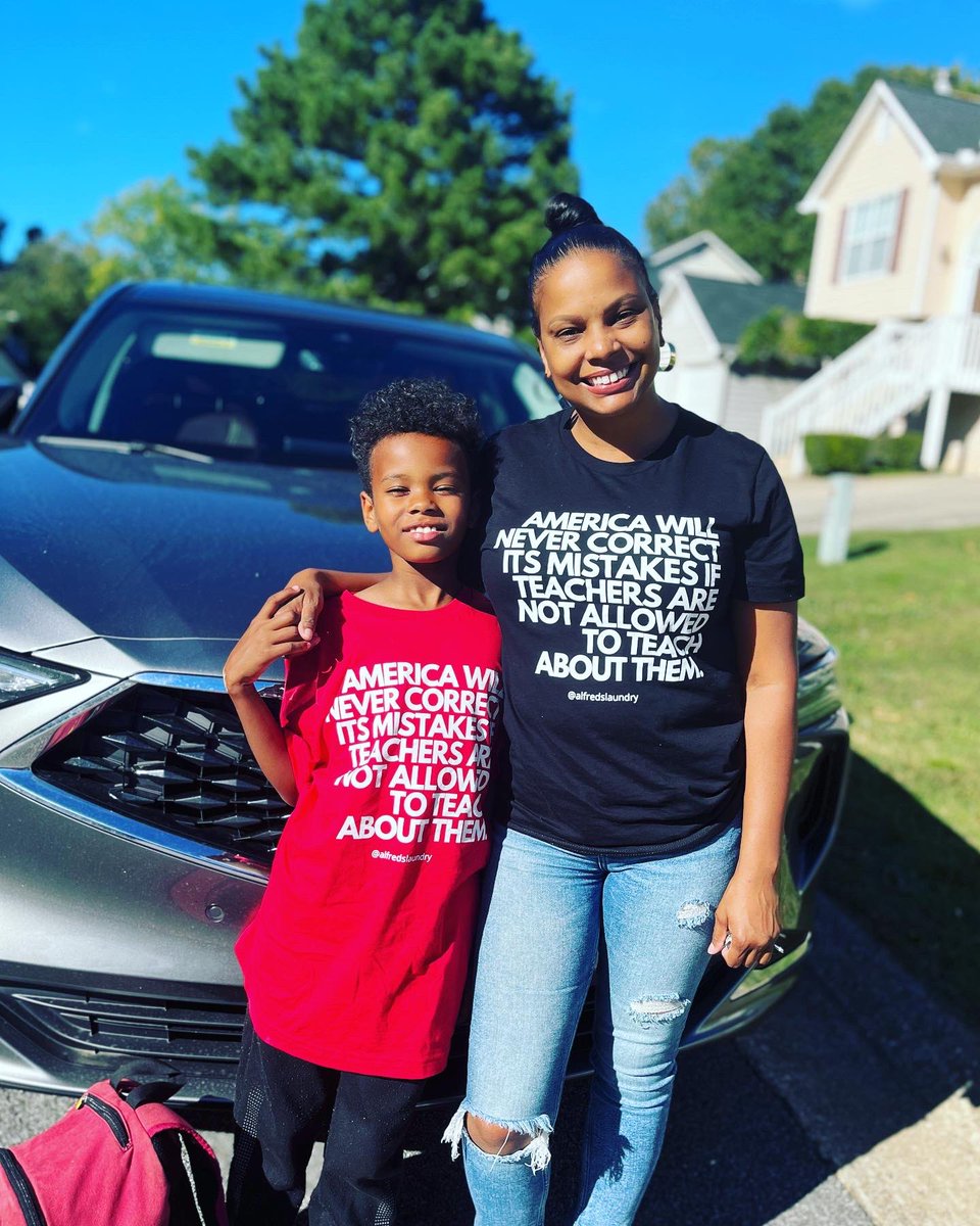 leahaustinatl's tweet photo. America will never correct its mistakes if teachers are not allowed to teach about them @callmeshivy @alfredslaundry. #teachthebabies #backtoschool #blackhistory #blackfuture #ushistory #usfuture #ourhistory #ourfuture #education #teachers #learning https://t.co/X60WfHeJFi