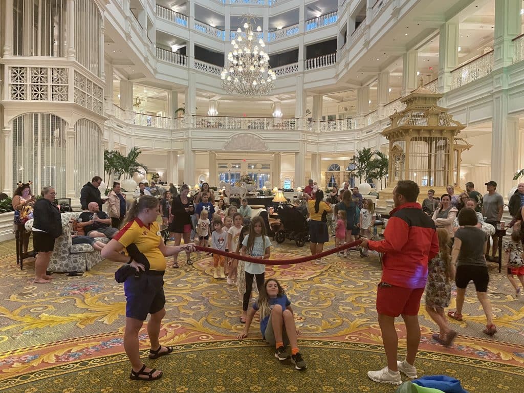 ScottGustin's tweet photo. A reminder many people were at WDW for their "once in a lifetime" trip when #HurricaneIan hit Florida. Kudos to all the amazing Cast Members for making it safe and special. https://t.co/O0eGwHjgLS
