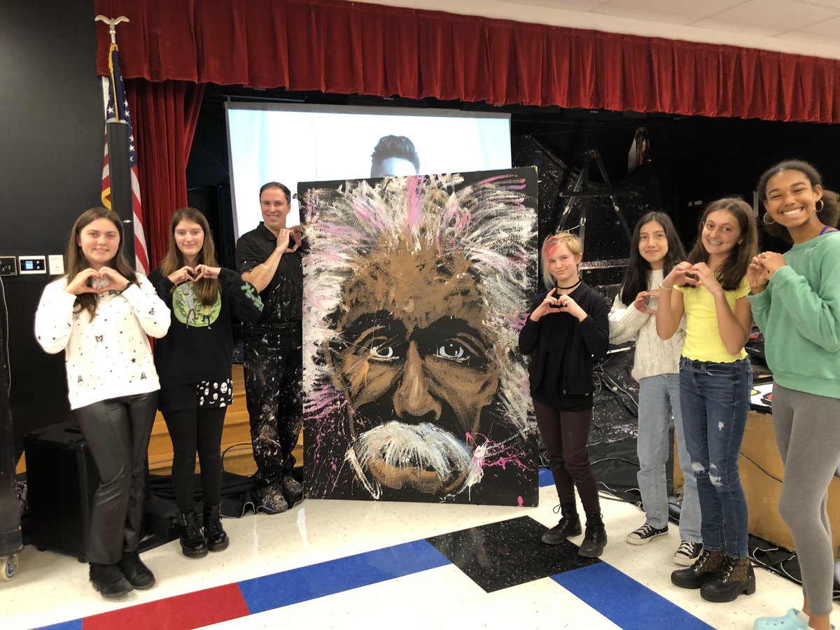 ed_techguru's tweet photo. The message today @BlackRiverMS Be Somebody! Follow your dreams!Hero Art by Rob Surrette! Ask your kids about it. Very inspiring! Thank you PTO for sponsoring! #wearechesterNJ https://t.co/aWn6XseZ9m