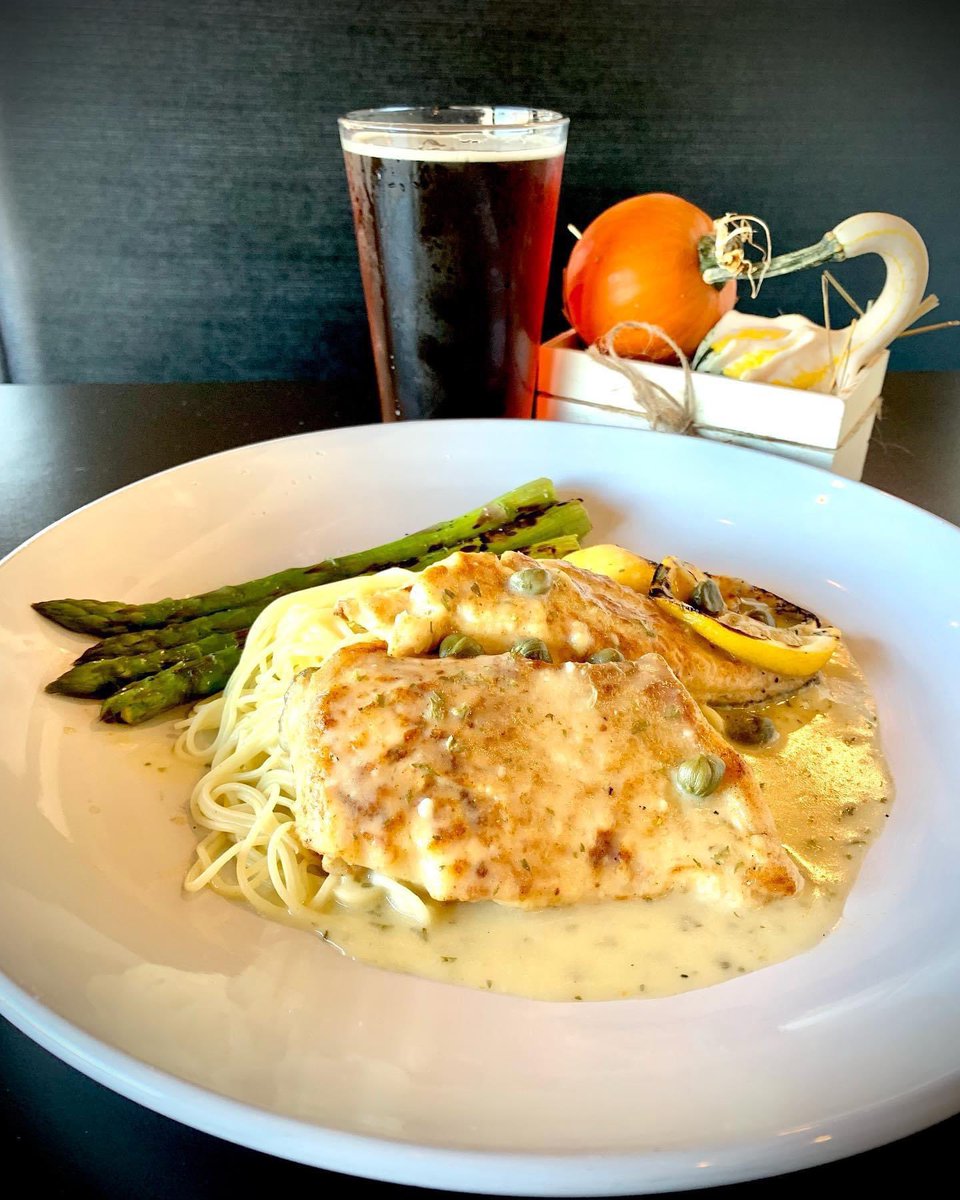 Witchshatbrew's tweet photo. Lake Superior Whitefish, pairs perfectly with our malty and crisp #Oktoberfest https://t.co/8nDMgKnmK3