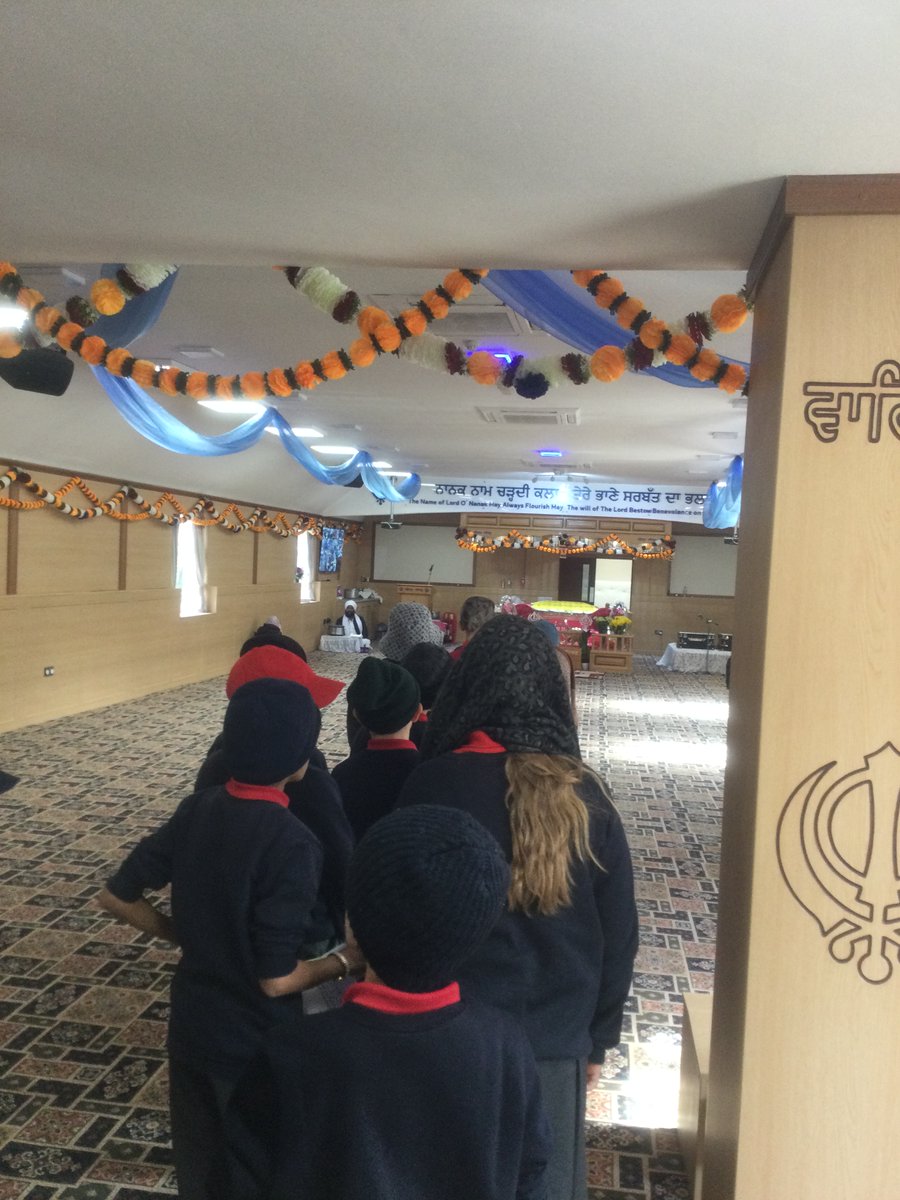MissLewis2020's tweet photo. The children had a fantastic day today visiting the Gurdwara in Grays. They learnt all about the temple and they even got to try some traditional food @BenyonPS https://t.co/KPOjTQoq7t