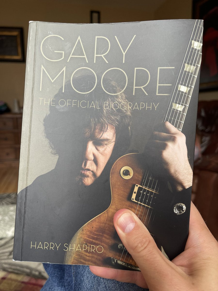 Any fan of Gary Moore will thoroughly enjoy this book 👉 adriancurranguitars.com/gary-moore-the… #garymoore #lespaul