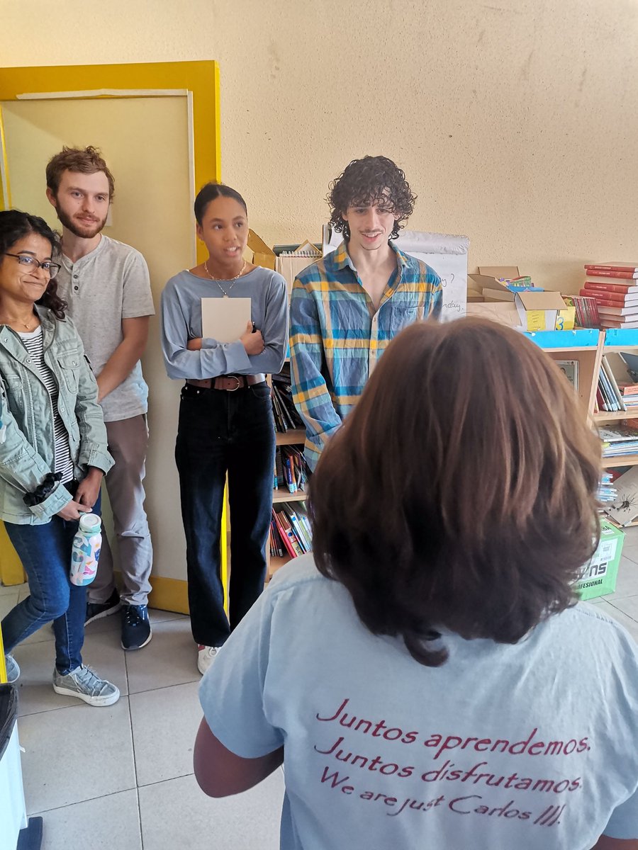 Carl0sTercer0's tweet image. #WelcomeToCarlosIII los delegados/as de 6°Primaria han sido los encargados de recibir a los #Assistants y enseñarles nuestros #Colegio. #JuntosAprendemos #JuntosDisfrutamos #WeAreJustCarlosIII #ConvivenciaEscolar #ComunidadEducativa #TogetherWeCan.