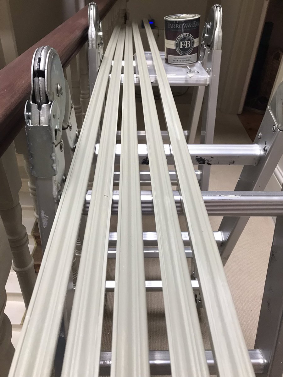 AlpinePainter's tweet photo. Frame preparation for a feature wallpaper design….Any carpenters / woodworker’s out there in the herts area fancy a small project? #painters #decorators #thealpinepainter #handyman #handyperson #littleproject #carpenter #HERTFORDSHIRE #berkhamstead #wallpaper #frame #local https://t.co/fusHDkijEZ