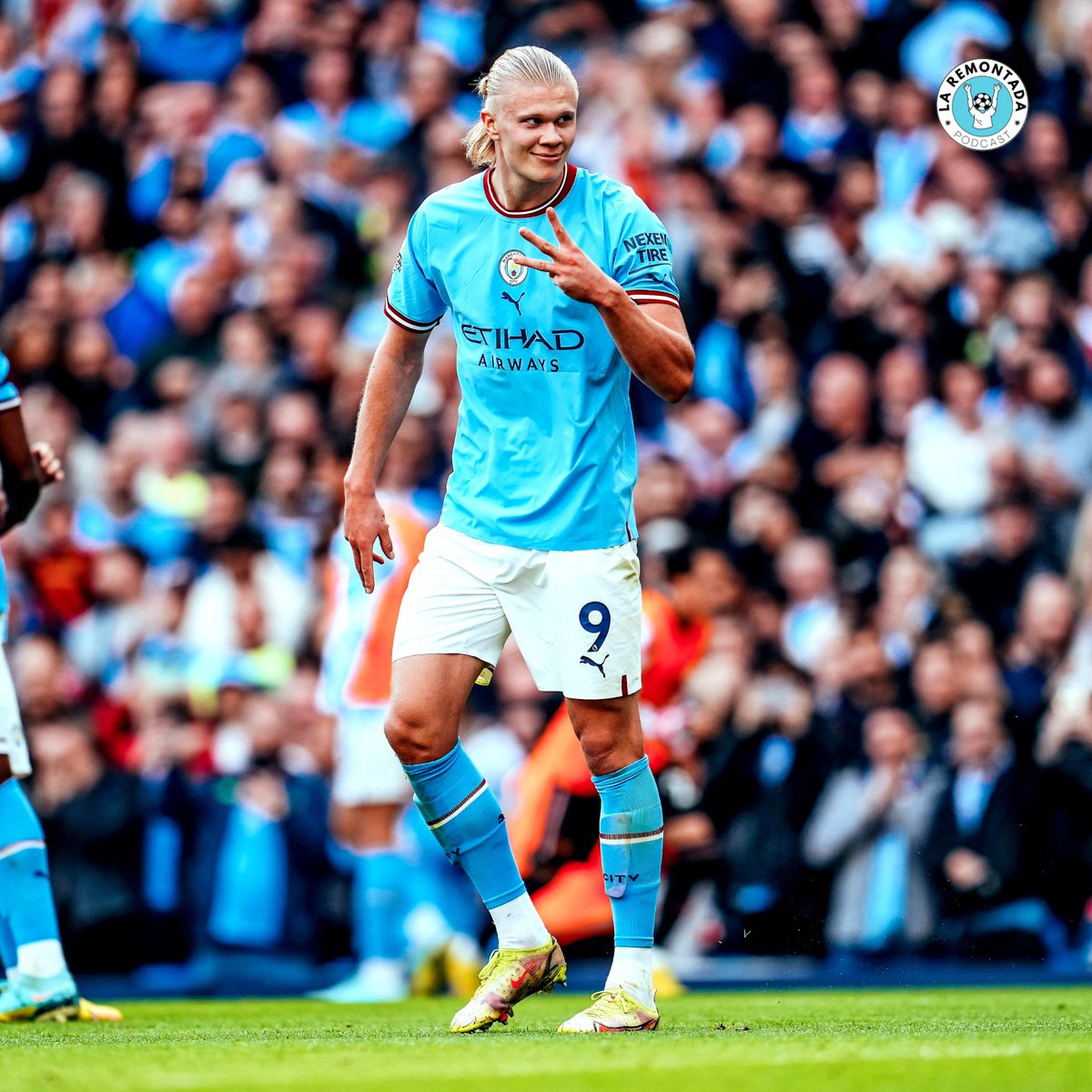 LaRemontadaPod's tweet photo. #PremierLeague #ErlingHaaland 🤖

Máximos goleadores en el 2022 

1. Harry Kane - 20⚽ en 29J
2. Heung-Min Son - 18 ⚽ en 27J
3. Erling Haaland 🤖 - 14⚽ en 8J🤯
4. Wilfried Zaha - 13⚽ en 22J
5. Ivan Toney - 13⚽ en 25J

¡La locura de Haaland! https://t.co/rIVlgk0sZQ