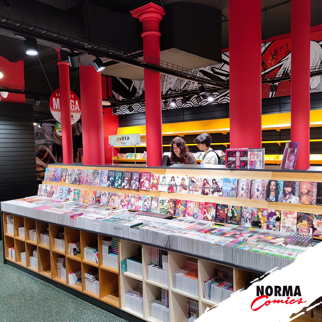 NormaComics's tweet photo. ¡Ahora SÍ! Nuestra zona manga evoluciona a un nuevo nivel⚡️

Nuestros Machops han terminado las reformas y la segunda fase ya se encuentra terminada al 99%👷‍♀️

🏡¡Preparaos, que se viene house tour en breve!✌️ https://t.co/7RnppAAGLG