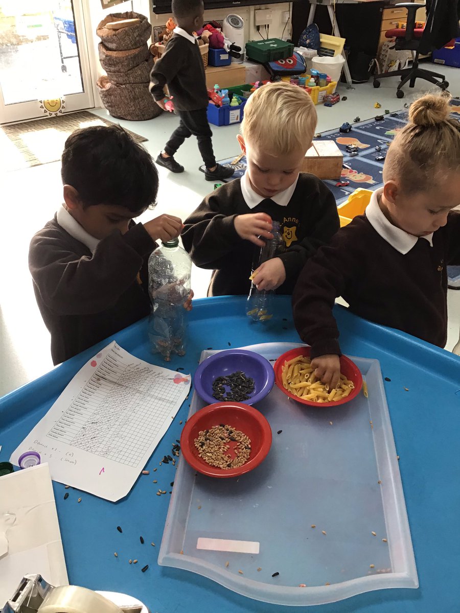 stannesstreetly's tweet photo. Nursery have loved making shakers and exploring sounds!
#phaseonephonics https://t.co/ahKHozOFCN