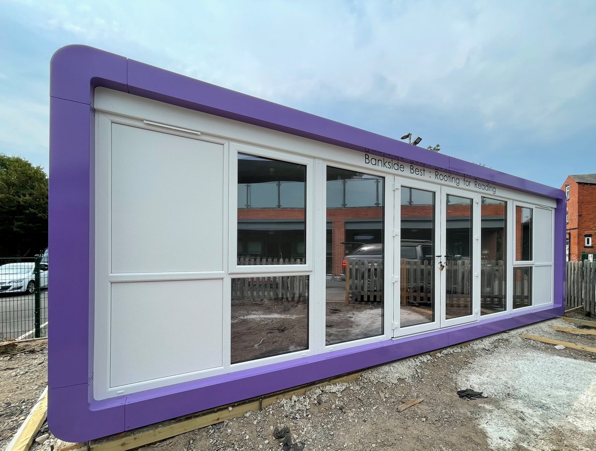 Smartpodspaces's tweet photo. Our Library pod is a great way to encourage reading to and by children. It provides a bright and exciting environment they’ll love to visit. 

#readingnook #smartpod #readingarea #schoollibrary #library #librarypod #modernlibrary #modernschool https://t.co/MLSqqUp3Yq