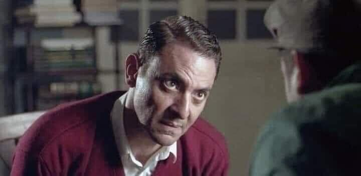 - انت ليه عايز تشتغل معانا فى الشركة !!!
= عايز اكبر
- طب ما تشرب لبن !!