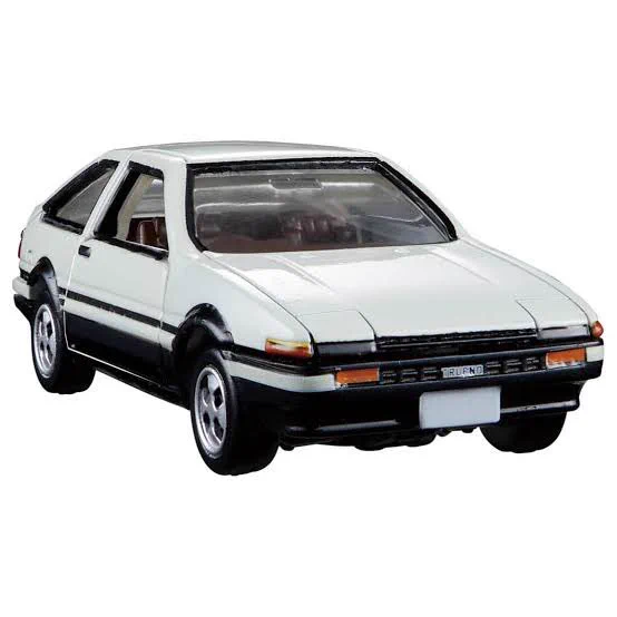 例えばAE86に乗るのは趣味に生きてるな〜とは思うけど同時に自分なら絶対買わないなとも思う。車は個人の価値観がモロに出るよね〜( *¯ ꒳¯*) 