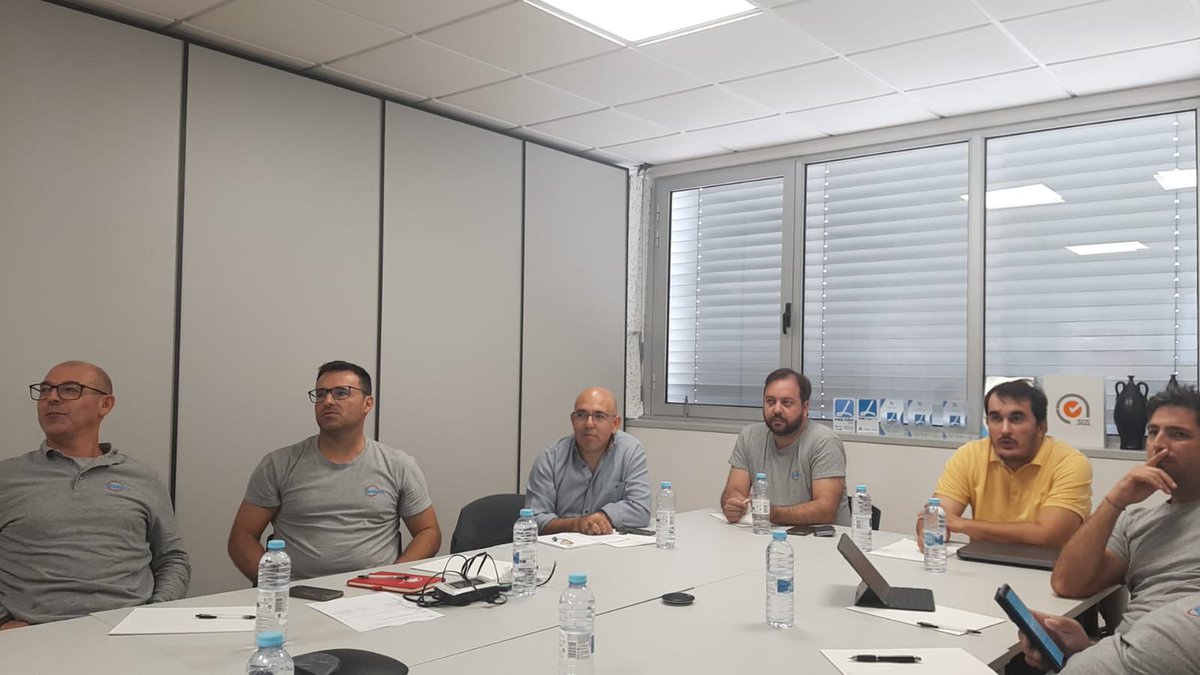CAREL_Iberica's tweet image. Hoy estamos en Lisboa dando formación a #Globalcold sobre nuestras últimas novedades en #refrigeración y #supervisión.
#CARELformación