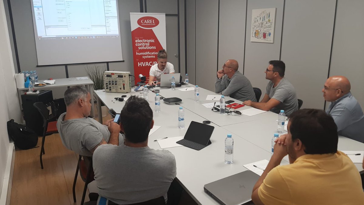 CAREL_Iberica's tweet image. Hoy estamos en Lisboa dando formación a #Globalcold sobre nuestras últimas novedades en #refrigeración y #supervisión.
#CARELformación