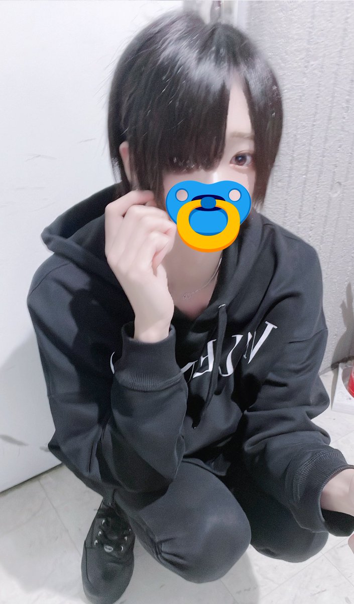 553_nem's tweet photo. 🙂🙃🙂 https://t.co/V2whj2j2P6