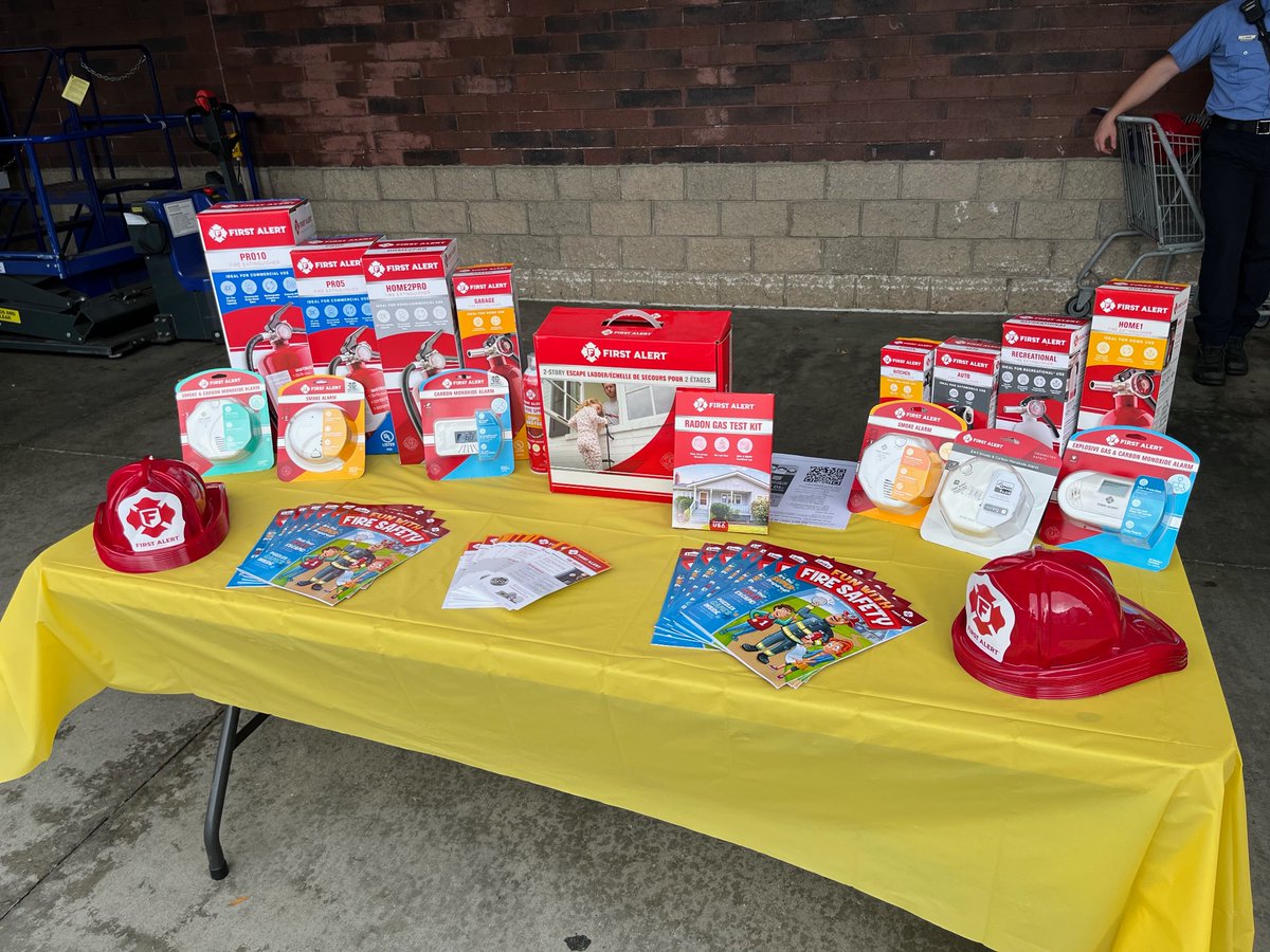 Lowe's 1037 Central RVA (@lowes1037) on Twitter photo Our Fire Safety event was a great success! Thank you to all those that stopped by to learn how to be safe! ❤️
<a href="/BlueBoxR1/">@BlueBoxR1</a> <a href="/BenitoKomadina/">Benito.Komadina@Lowes</a> <a href="/steveyoung456/">Steve Young</a> <a href="/mikesida1037/">Michael</a> <a href="/TheBossMan1037/">Jason</a> Our Fire Safety event was a great success! Thank you to all those that stopped by to learn how to be safe! ❤️
<a href="/BlueBoxR1/">@BlueBoxR1</a> <a href="/BenitoKomadina/">Benito.Komadina@Lowes</a> <a href="/steveyoung456/">Steve Young</a> <a href="/mikesida1037/">Michael</a> <a href="/TheBossMan1037/">Jason</a>