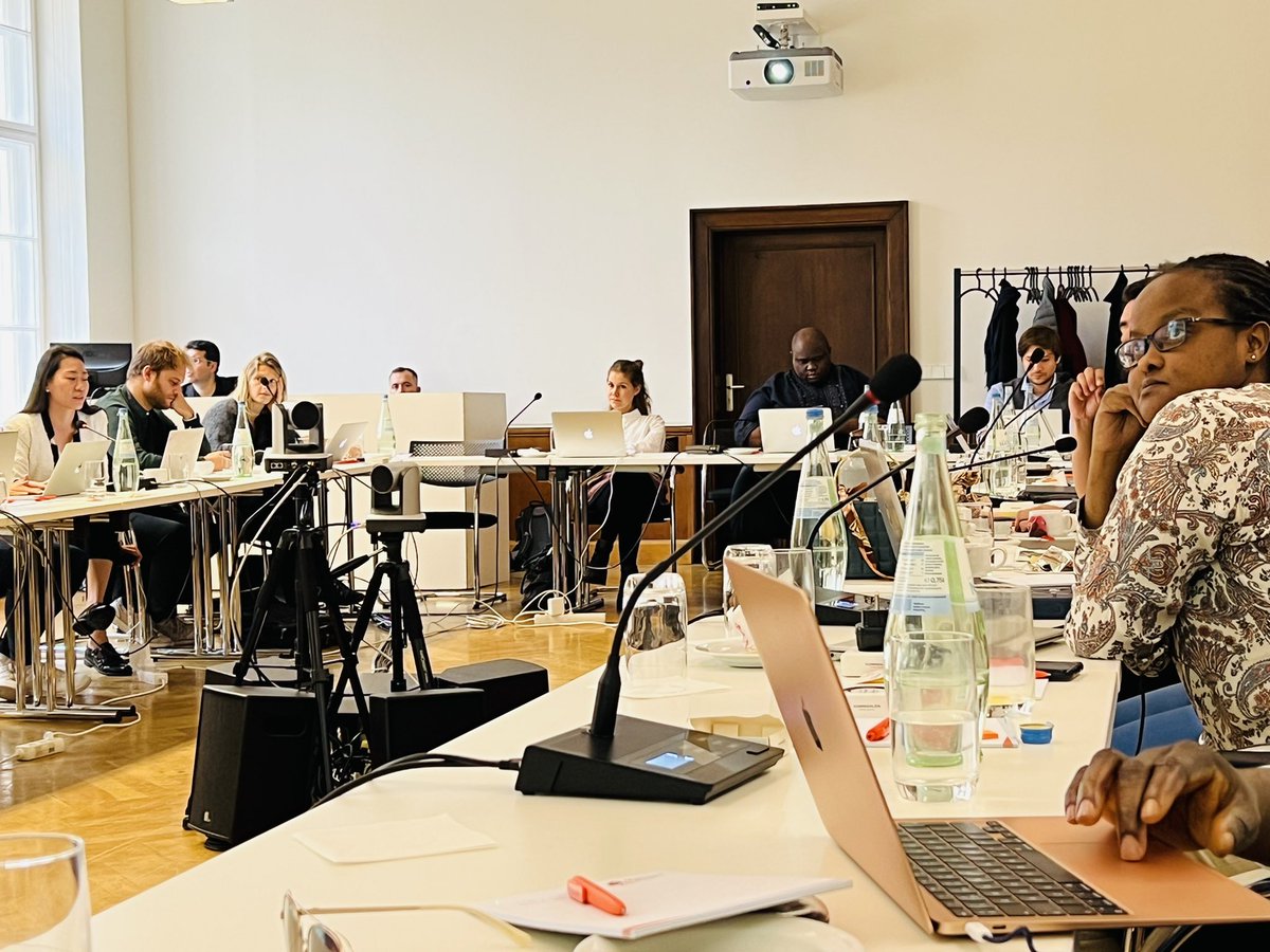 WMAJDN's tweet photo. Discussion on Social Determinants of Health in times of war. 

@prof_eidelman @guevamp @sudhvir @palutom @medwma @MSF @WorldBank  @WHO https://t.co/b2nv93JISD