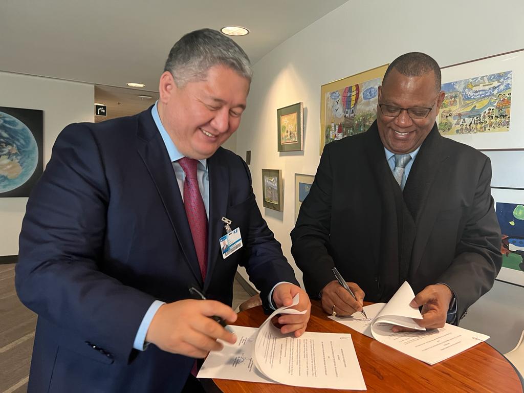 MinistryofTran7's tweet photo. Seychelles and Kazakhstan signs a new Air service Agreement on the side lines of the 41st session of the ICAO assembly. https://t.co/q8pvsOER1q