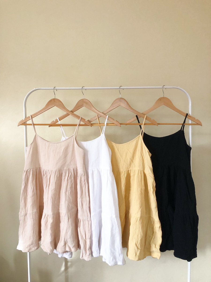 cloudilyyyy's tweet photo. 🌼 Lallabell dress รุ่นน้ีคือที่สุดของความน่ารัก เป็นเดรสระบาย 3 ชั้น ตัวผ้าคือที่สุดของความนิ่มมมมม นิ่มสุดในทุกรุ่นของร้านแล้วค่า ให้นึกถึงผ้าอ้อมเด็กได้เลย ใช้ผ้าเยอะมากด้วยค่า 🥺💖 รุ่นนี้เป็นแบบสวมนะคะ ไม่มีซิป สายปรับไม่ได้นะคะ

🎈Lallabell dress 360.-
🧸Ally cadigan 290.- https://t.co/tt2gb1clEb