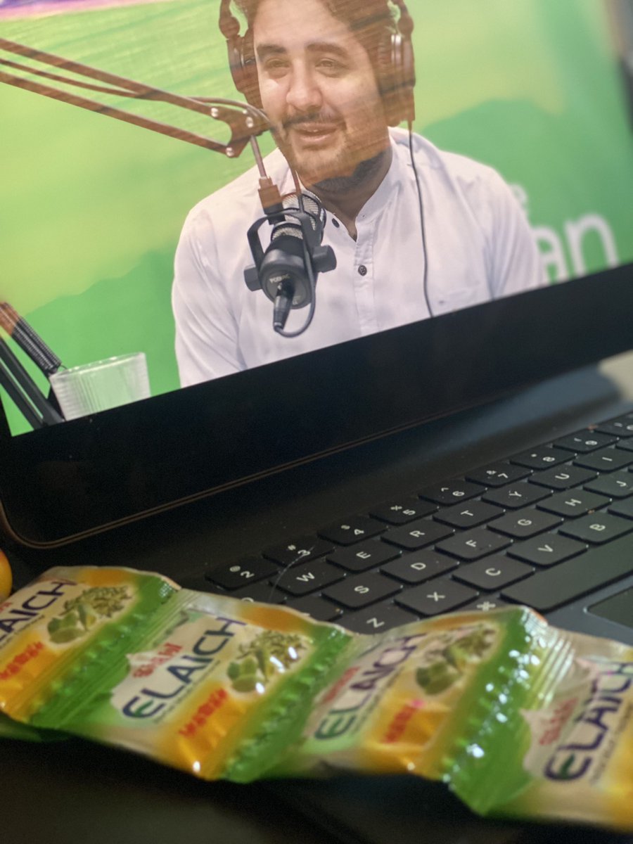aelya_annie's tweet photo. My latest addiction: Shahi Illaichi and the Pakistan experience π #ThePakistanExp1 #shehzad89 https://t.co/17xK53UvxG
