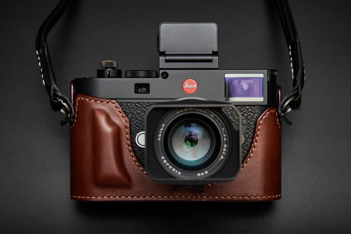 nyachimog's tweet photo. Arte di manoのLeica M11用ケースが届きました!カッコ良すぎる😍
#東京カメラ部 #写真好きな人と繋がりたい #ファインダー越しの私の世界 #カメラケース #ハーフケース #halfcase #artedimano #leicam11 #leicaphotography https://t.co/TgrJCCakim