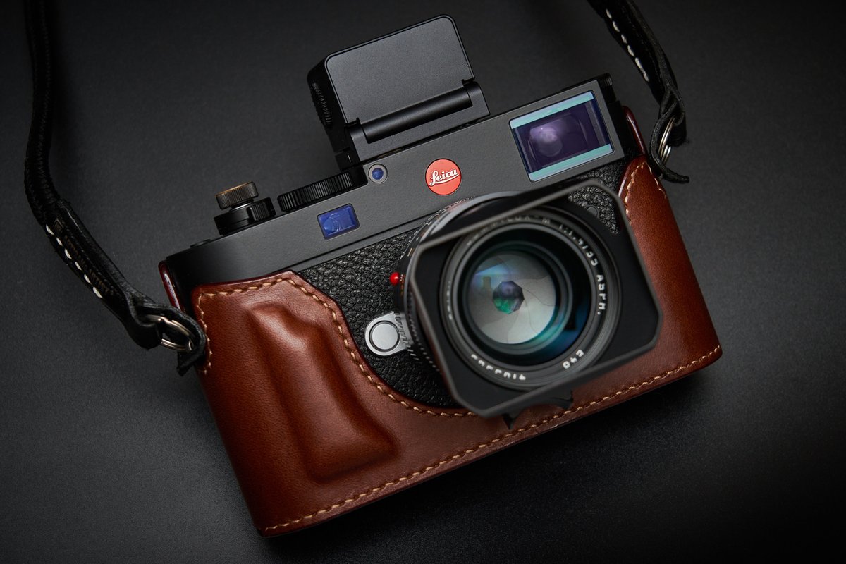nyachimog's tweet photo. Arte di manoのLeica M11用ケースが届きました!カッコ良すぎる😍
#東京カメラ部 #写真好きな人と繋がりたい #ファインダー越しの私の世界 #カメラケース #ハーフケース #halfcase #artedimano #leicam11 #leicaphotography https://t.co/TgrJCCakim