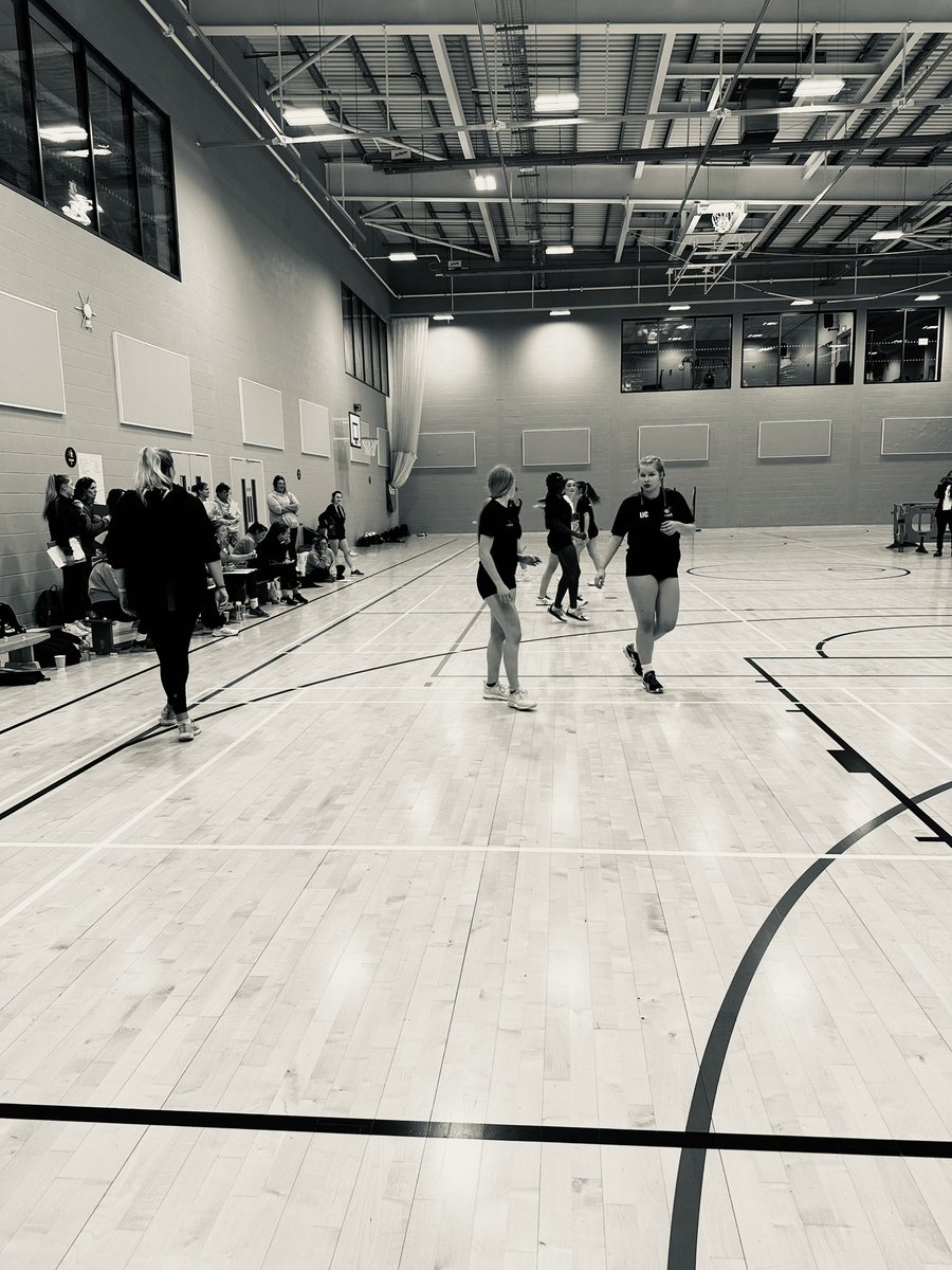 BedsCountyNet's tweet image. The amazing @SamBrightman1 delivering our Defence Workshop yesterday to players and coaches! Join our remaining workshops! We have Ann Marie Muller, Denise Ellis and Anna Carter 🤩