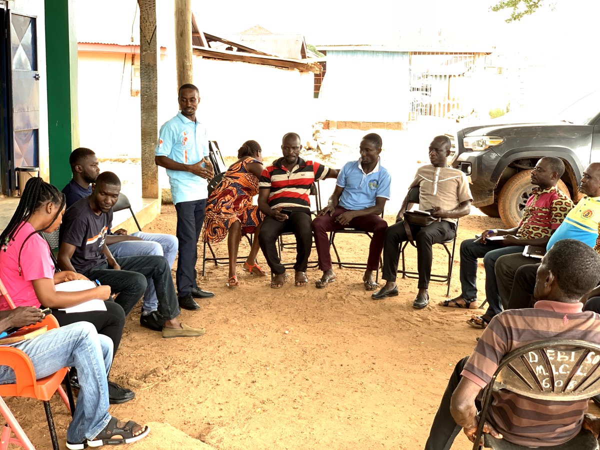 crighana's tweet photo. Monitoring of the Community Child Protection Committee in #Debiso, a cocoa growing community in the #BiaWest District of the Western North Region.
#monitoring #communitybasedstructures #ccpc #smc #ccpc #crrc #childprotection #AnAdultIsAChildWhoHasSurvived https://t.co/PkmcuJ1bL9