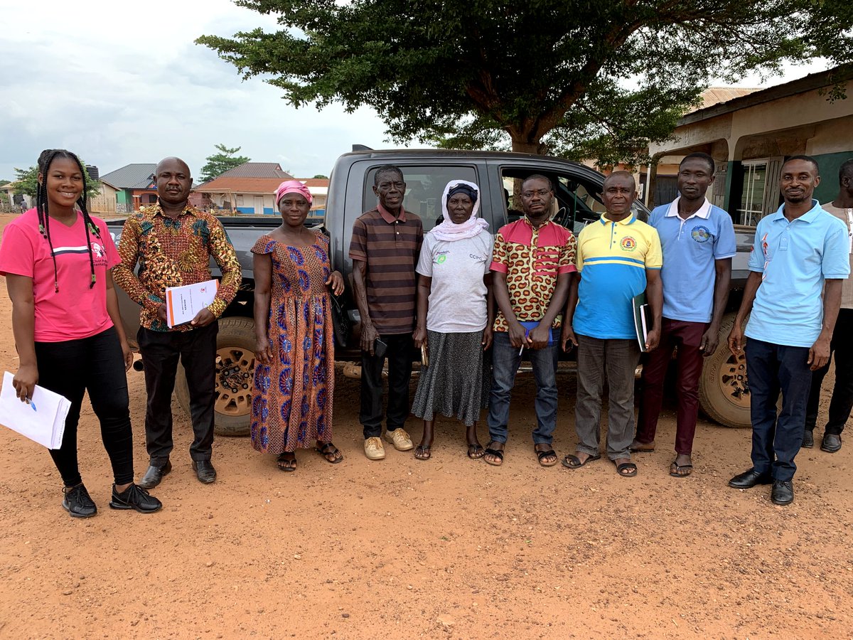 crighana's tweet photo. Monitoring of the Community Child Protection Committee in #Debiso, a cocoa growing community in the #BiaWest District of the Western North Region.
#monitoring #communitybasedstructures #ccpc #smc #ccpc #crrc #childprotection #AnAdultIsAChildWhoHasSurvived https://t.co/PkmcuJ1bL9