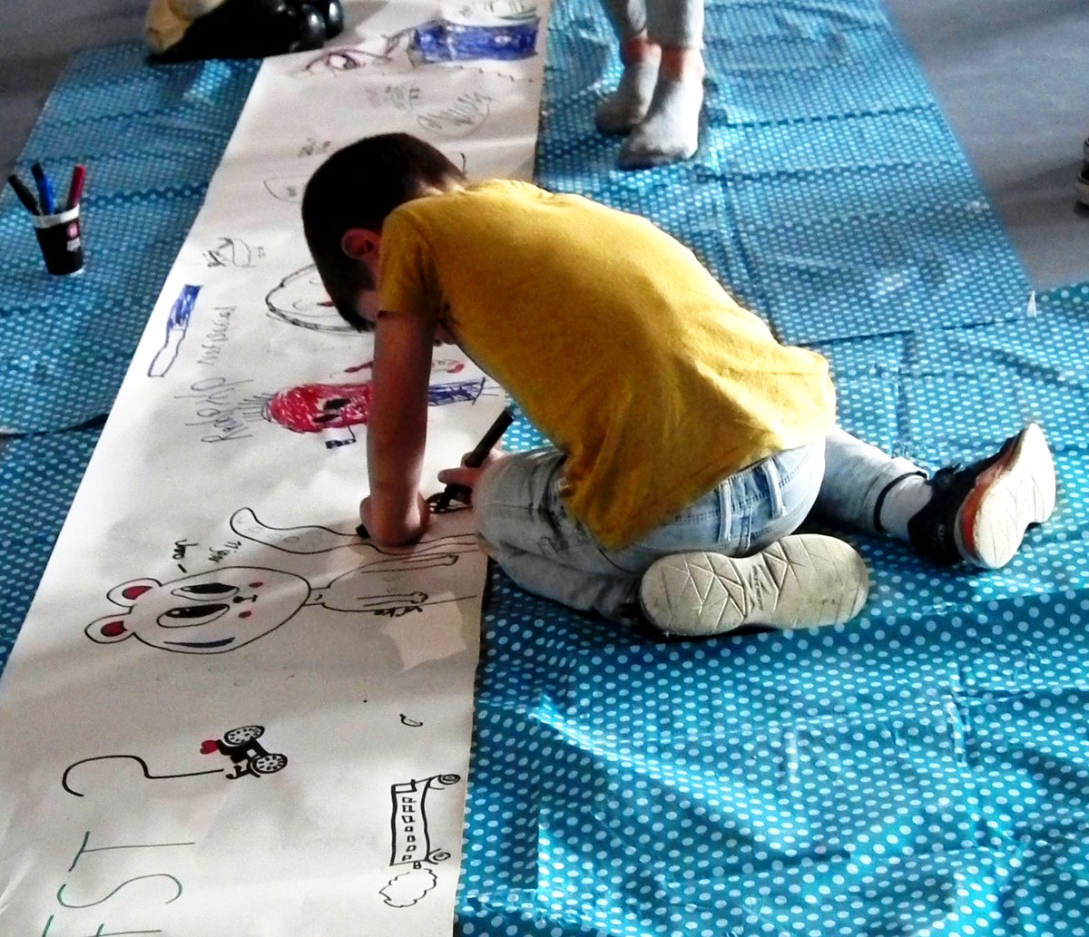 Gi-ga-groen Kinderboekenfeest Het Zand woensdag 5 oktober 12.30-14.00 uur. Met 2ehands kinderboeken, zaadbom of raamgedicht maken, voorleesactiviteit, bodemzoekkaart en meer! Info: bit.ly/3Szix4M
Avonturenclub start 10/10, Leesclub 11/10.