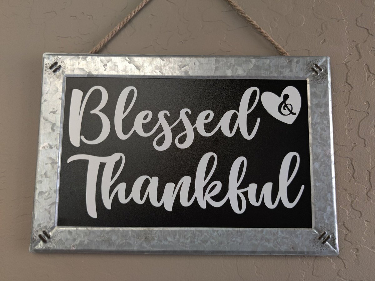 textmanipulator's tweet image. Chalkboard and Vinyl Sign with Galvanized Metal Frame, Home Decor, Thanksgiving Decoration, Fall Decor, Wall Decor, Framed Wall Art
 #VinylSign #frame #wall #decor #Chalkboard #DecorThanksgivingDecoration #Framed #art #CreationsbyCasady #EtsySeller

👉etsy.com/listing/107655…